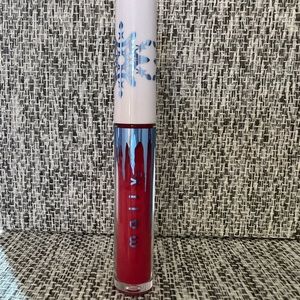 Mally lip gloss